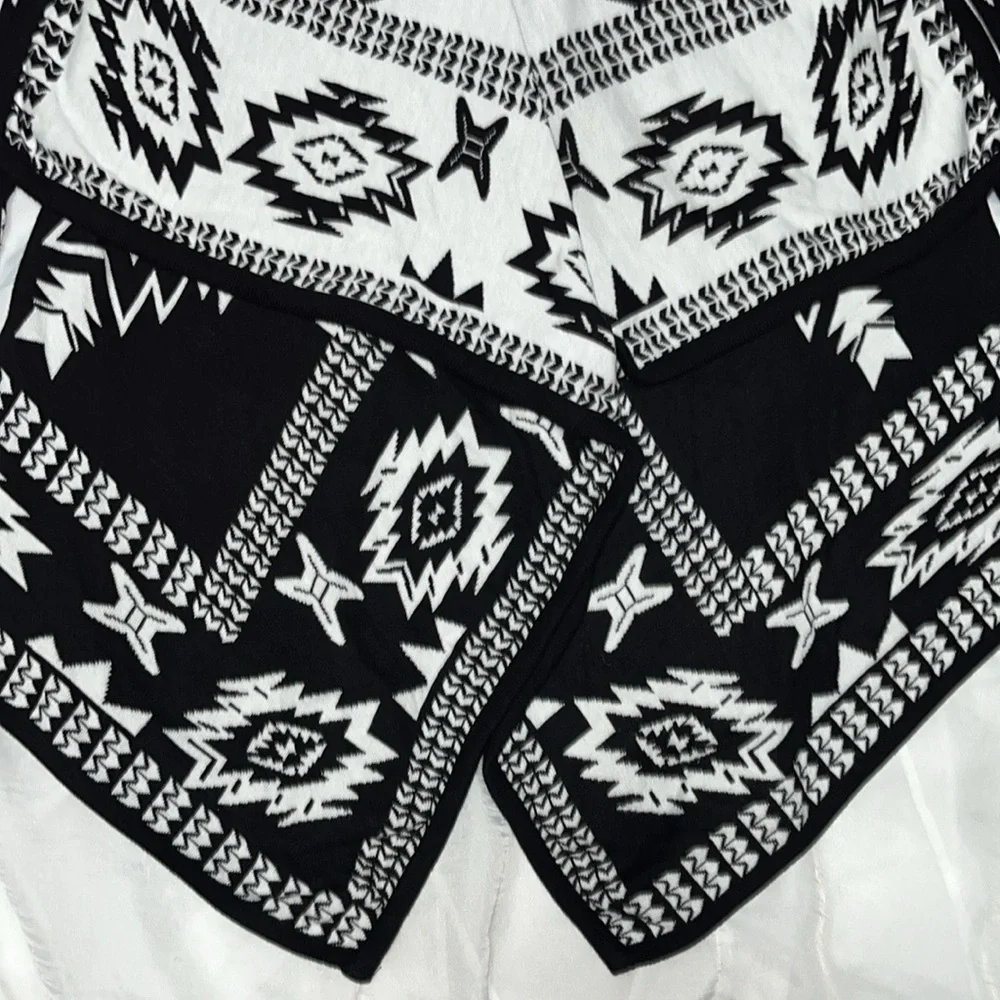 H&M Open Front Tribal Print Cascading Cardigan X-Small